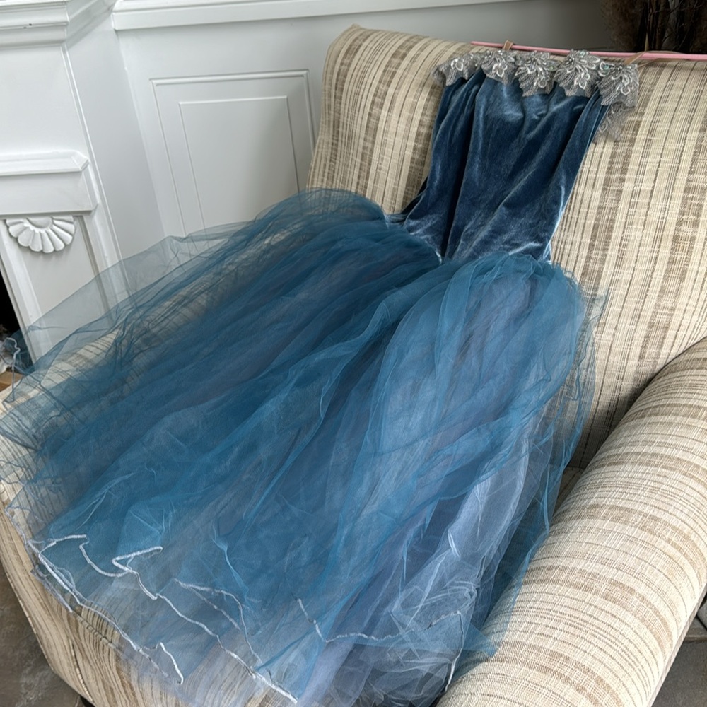 Ballet dress - Picture 5 of 5